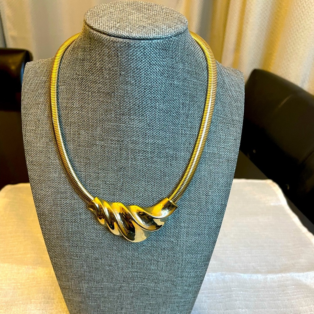 Gold tone necklace